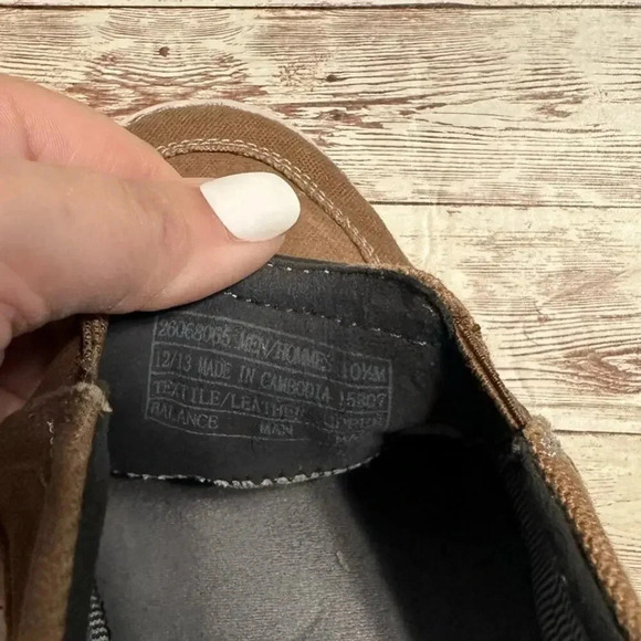 Clarks Slip-On Shoe Canvas Size 10.5 Brown Walking Casual Comfy Rubber Sole - Picture 11 of 11